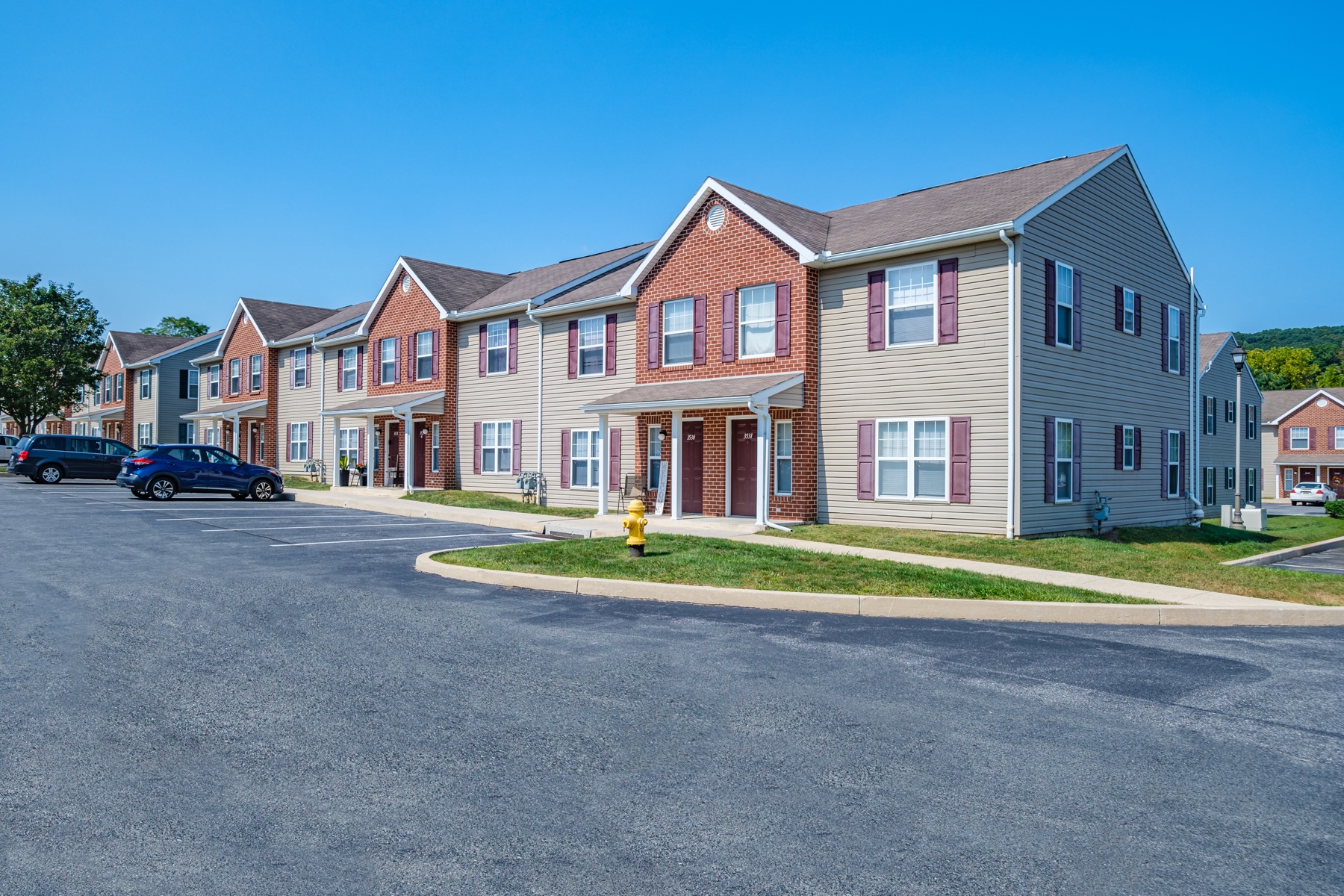 Townhome exteriors at Pleasant Valley Townhomes